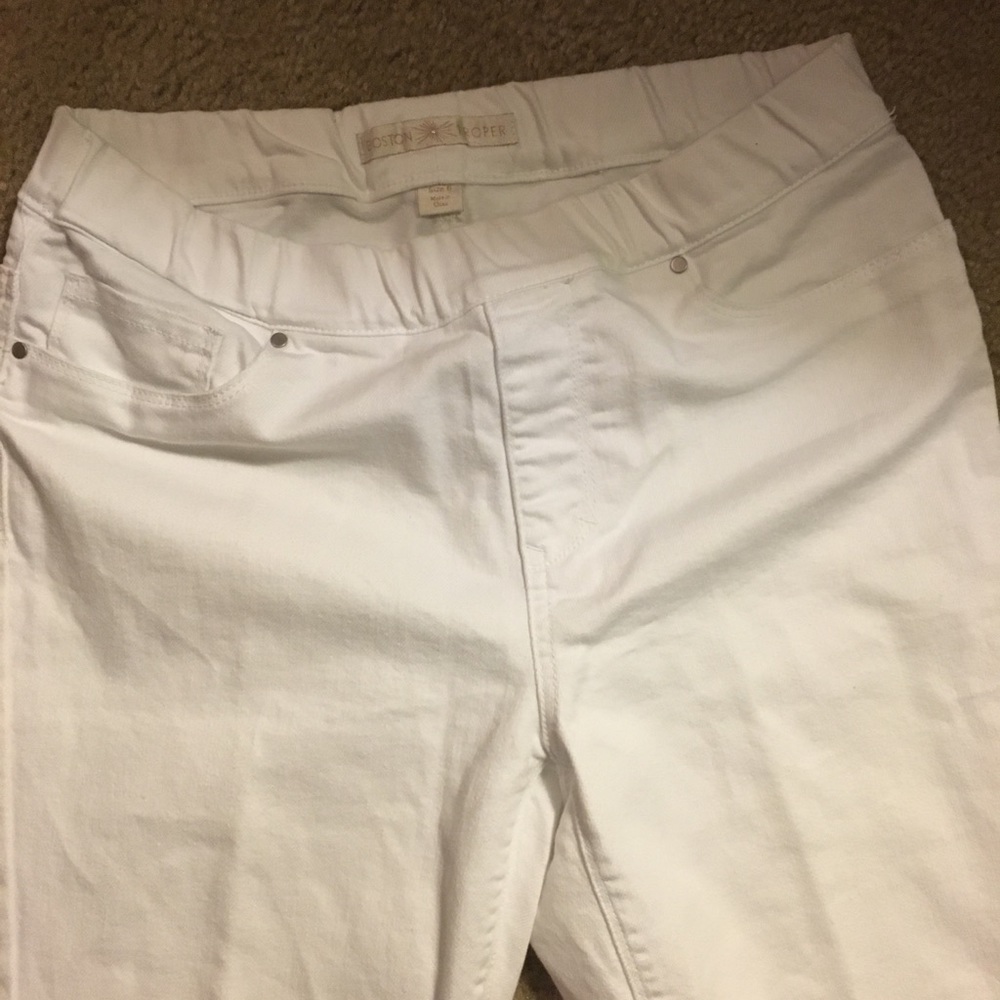 Boston Proper stretch white jeans 6